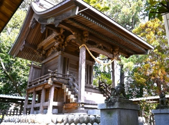 津毛利神社　本殿